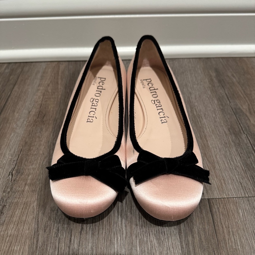 Pedro Garcia Satin Velvet Bow Ballet Round Toe Flats in Pink Black